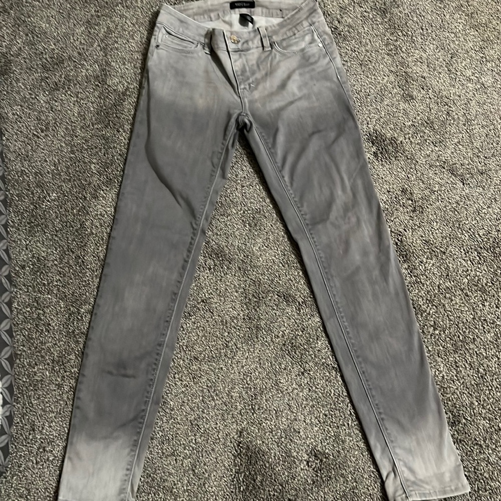 White House Black Market gray skinny leg jeans. Size 0R. 37 inches long.
